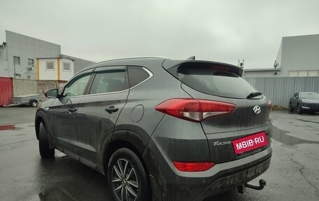 Hyundai Tucson III, 2018 год, 2 350 000 рублей, 4 фотография