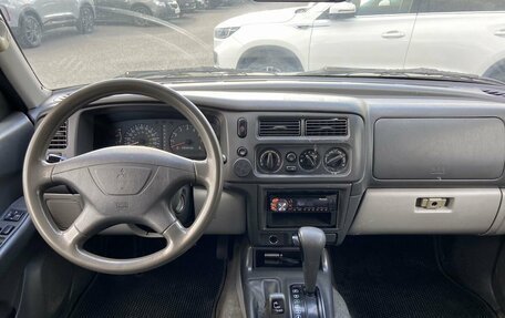 Mitsubishi Montero Sport, 2003 год, 333 000 рублей, 18 фотография