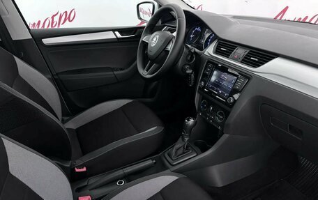 Skoda Rapid I, 2019 год, 1 200 000 рублей, 12 фотография