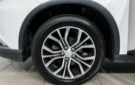 Mitsubishi Outlander III рестайлинг 3, 2018 год, 1 789 000 рублей, 11 фотография