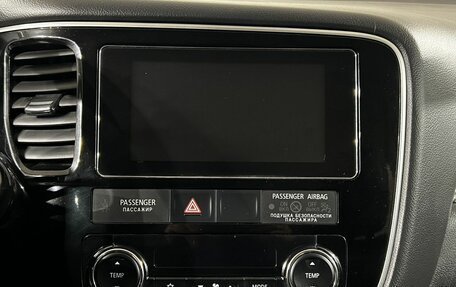 Mitsubishi Outlander III рестайлинг 3, 2018 год, 1 789 000 рублей, 20 фотография