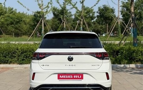 Volkswagen T-Roc I, 2024 год, 2 010 000 рублей, 4 фотография