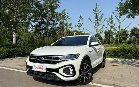 Volkswagen T-Roc I, 2024 год, 2 010 000 рублей, 7 фотография