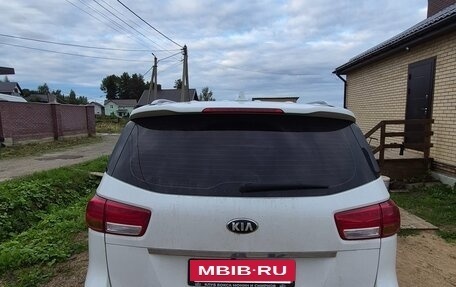 KIA Carnival III, 2017 год, 2 850 000 рублей, 6 фотография