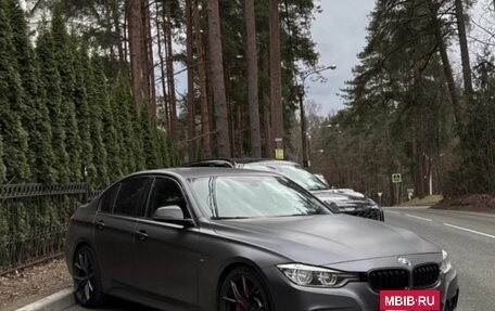 BMW 3 серия, 2018 год, 3 000 000 рублей, 17 фотография