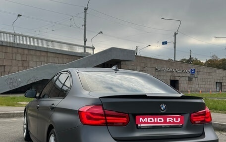 BMW 3 серия, 2018 год, 3 000 000 рублей, 11 фотография