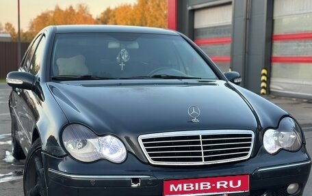 Mercedes-Benz C-Класс, 2001 год, 490 000 рублей, 1 фотография