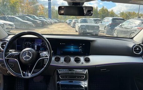 Mercedes-Benz E-Класс, 2021 год, 2 800 000 рублей, 10 фотография