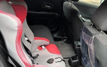 Honda Vezel, 2017 год, 1 660 000 рублей, 13 фотография
