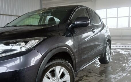 Honda Vezel, 2017 год, 1 660 000 рублей, 3 фотография