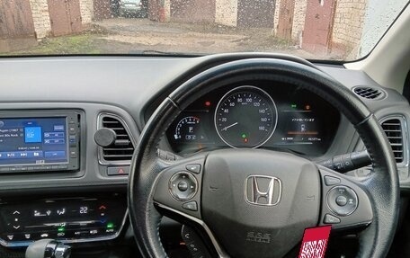 Honda Vezel, 2017 год, 1 660 000 рублей, 15 фотография