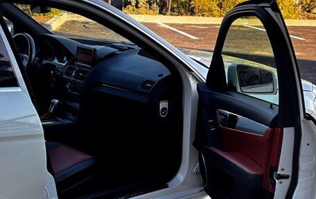 Mercedes-Benz C-Класс, 2008 год, 1 540 000 рублей, 23 фотография
