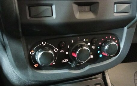 Renault Duster I рестайлинг, 2018 год, 1 080 000 рублей, 13 фотография