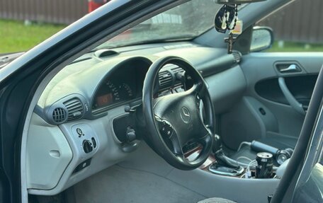 Mercedes-Benz C-Класс, 2001 год, 490 000 рублей, 8 фотография