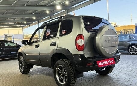 Chevrolet Niva I рестайлинг, 2011 год, 449 000 рублей, 3 фотография