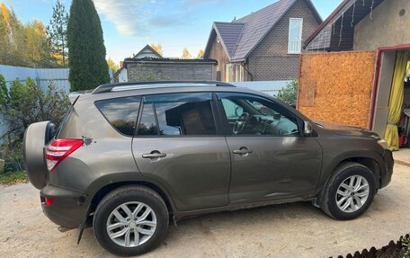 Toyota RAV4, 2010 год, 1 300 000 рублей, 5 фотография