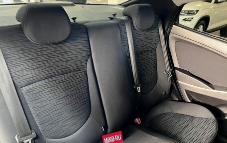 Hyundai Solaris II рестайлинг, 2015 год, 890 000 рублей, 12 фотография