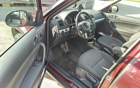 Skoda Yeti I рестайлинг, 2013 год, 1 085 000 рублей, 17 фотография