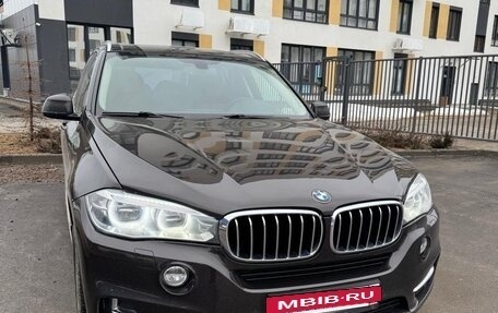 BMW X5, 2016 год, 2 590 000 рублей, 3 фотография