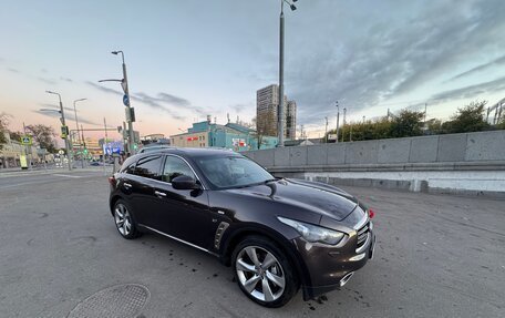 Infiniti QX70, 2013 год, 1 800 000 рублей, 1 фотография