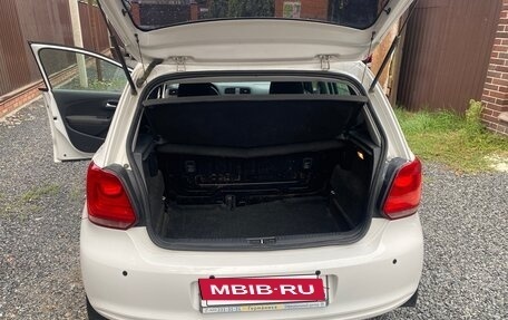 Volkswagen Polo VI (EU Market), 2011 год, 395 000 рублей, 12 фотография