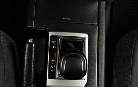 Toyota Land Cruiser Prado 150 рестайлинг 2, 2011 год, 2 629 000 рублей, 19 фотография