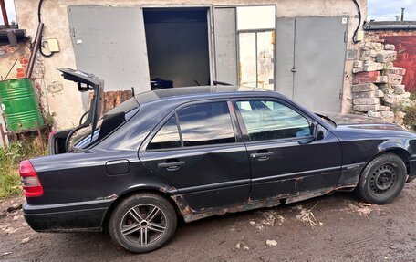 Mercedes-Benz C-Класс, 1995 год, 110 000 рублей, 3 фотография