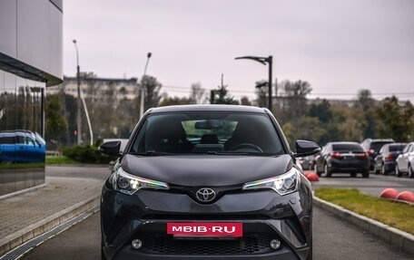 Toyota C-HR I рестайлинг, 2019 год, 2 199 777 рублей, 4 фотография