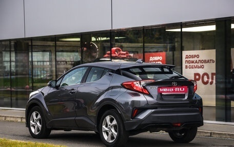 Toyota C-HR I рестайлинг, 2019 год, 2 199 777 рублей, 8 фотография