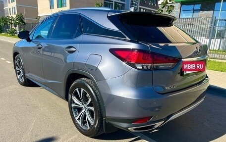 Lexus RX IV рестайлинг, 2020 год, 4 250 000 рублей, 8 фотография