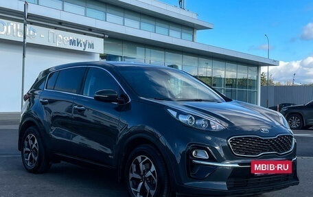 KIA Sportage IV рестайлинг, 2018 год, 1 927 000 рублей, 3 фотография