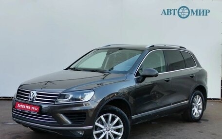 Volkswagen Touareg III, 2015 год, 2 439 000 рублей, 1 фотография