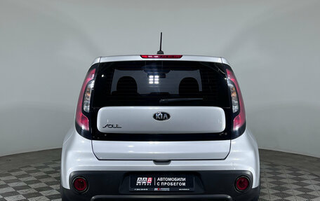 KIA Soul II рестайлинг, 2018 год, 1 397 000 рублей, 7 фотография