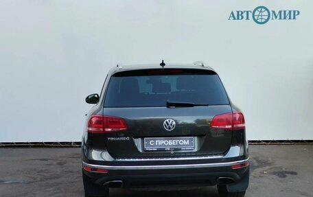 Volkswagen Touareg III, 2015 год, 2 439 000 рублей, 6 фотография