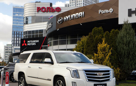 Cadillac Escalade IV, 2015 год, 3 498 000 рублей, 2 фотография