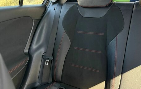 Mercedes-Benz A-Класс, 2018 год, 2 700 000 рублей, 14 фотография