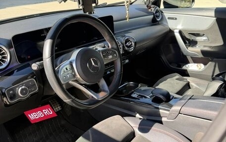 Mercedes-Benz A-Класс, 2018 год, 2 700 000 рублей, 12 фотография