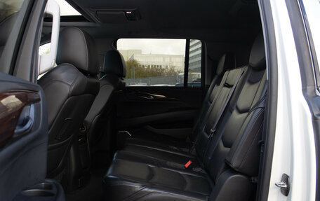 Cadillac Escalade IV, 2015 год, 3 498 000 рублей, 8 фотография