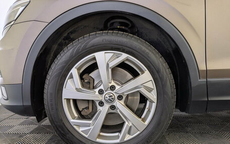 Volkswagen Tiguan II, 2019 год, 2 750 000 рублей, 18 фотография