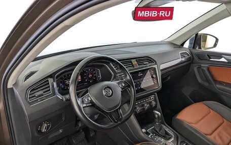 Volkswagen Tiguan II, 2019 год, 2 750 000 рублей, 16 фотография