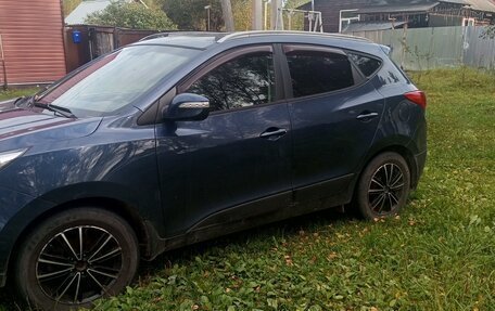 Hyundai ix35 I рестайлинг, 2011 год, 800 000 рублей, 2 фотография
