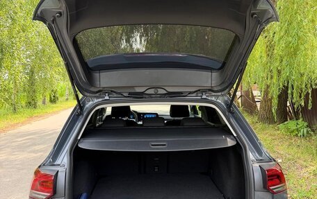 Volkswagen Golf VIII, 2023 год, 2 000 000 рублей, 24 фотография