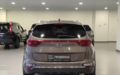 KIA Sportage IV рестайлинг, 2018 год, 2 370 000 рублей, 6 фотография