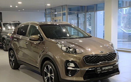 KIA Sportage IV рестайлинг, 2018 год, 2 370 000 рублей, 3 фотография
