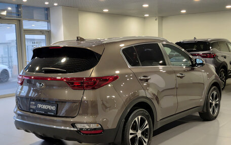 KIA Sportage IV рестайлинг, 2018 год, 2 370 000 рублей, 5 фотография