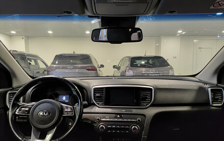 KIA Sportage IV рестайлинг, 2018 год, 2 370 000 рублей, 14 фотография