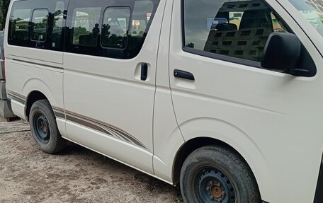 Toyota HiAce H200, 2022 год, 3 200 000 рублей, 3 фотография
