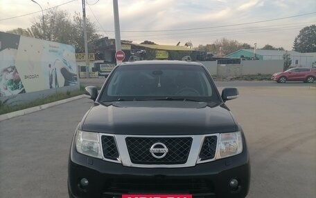 Nissan Pathfinder, 2011 год, 1 800 000 рублей, 2 фотография