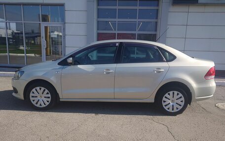 Volkswagen Polo VI (EU Market), 2012 год, 680 000 рублей, 2 фотография