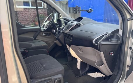 Ford Tourneo Custom I рестайлинг, 2013 год, 1 350 000 рублей, 20 фотография